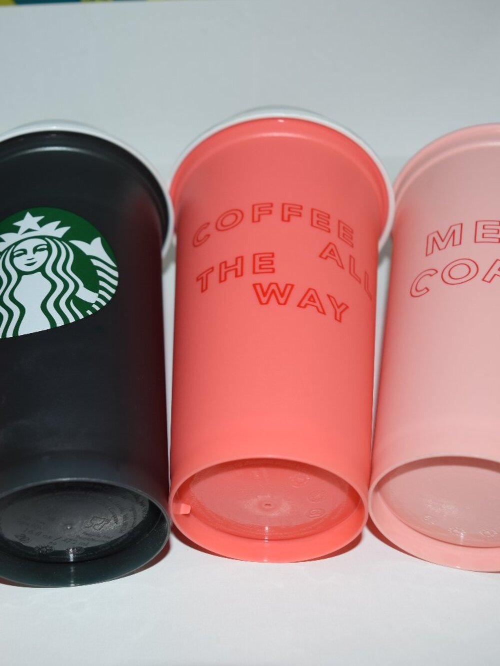 4 LOT Starbucks Reusable 16 oz Plastic Cups Hot/Cold + Lids Color Changing U30 - Picture 6 of 8